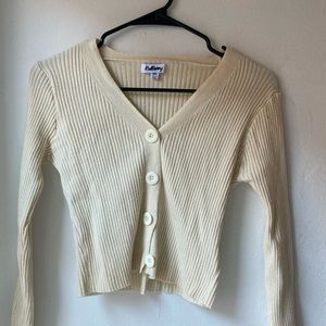 Button Front Knit Top// Size Large // Verge Girl